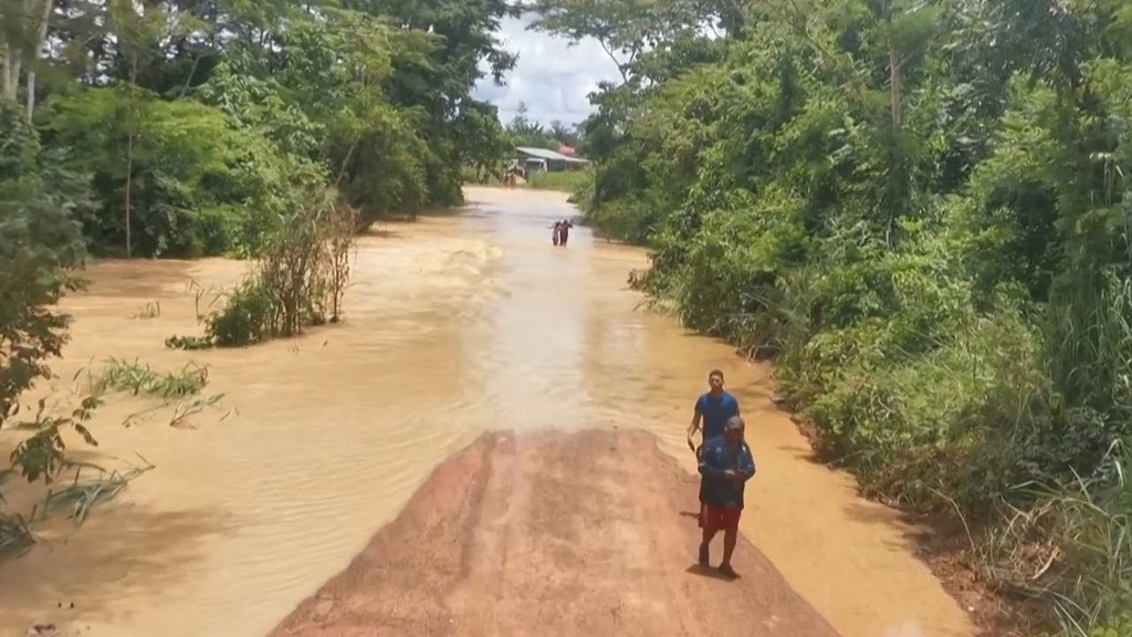 Antropoceno - Colapso Social: vídeo Temporada de chuvas na Bolívia deixa mortos
